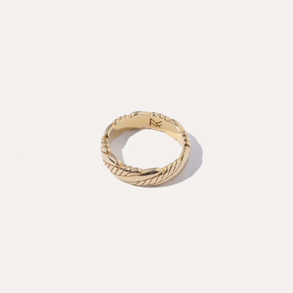 Miranda Frye Charlie ring